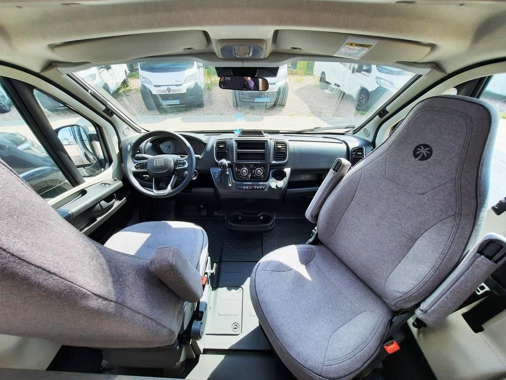 Fahrzeugabbildung Sunlight V 67S ADVENTURE EDITION Verfüg./Sparen Sie 2.526