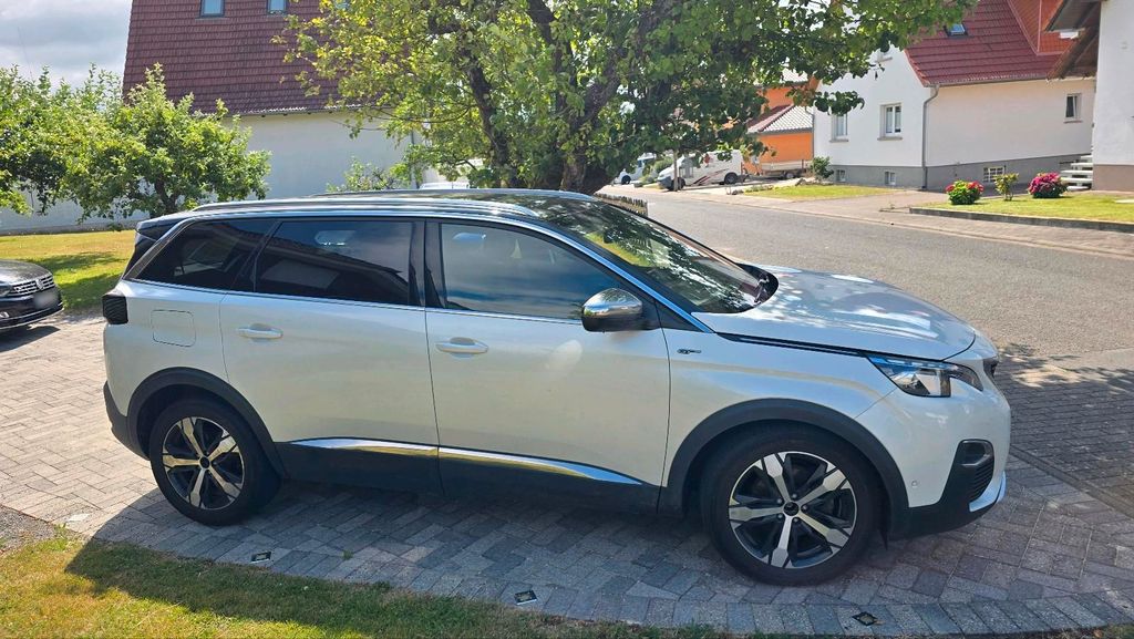 Image of Peugeot 5008