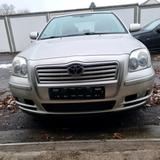 Toyota Avensis 1.8  VVT-I .16 Valve - gebrauchte Toyota Avensis aus dem Jahr 2003