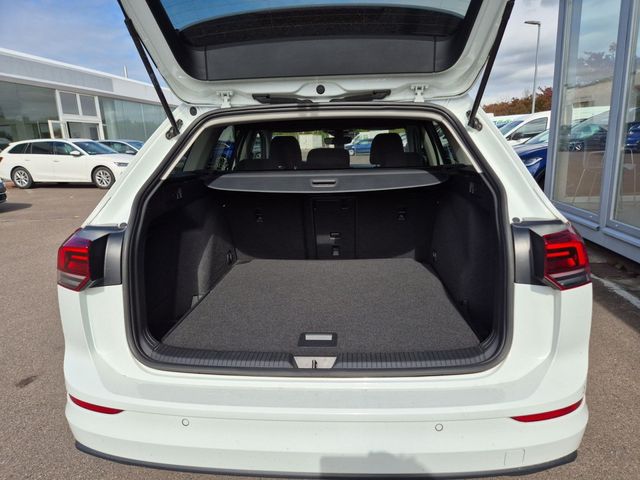 Golf VIII Variant 2.0 TDI Life *NAVI*DAB+*LED*SH