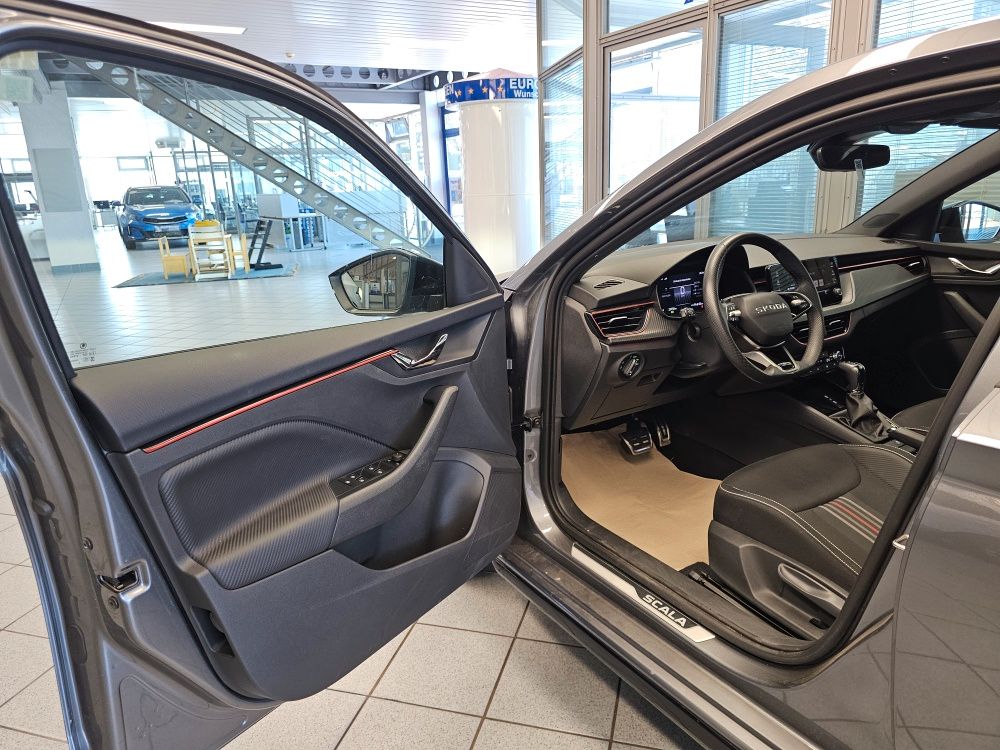 Skoda Scala Monte Carlo Pano-Dach Climatr Kamera SHZ foto 24
