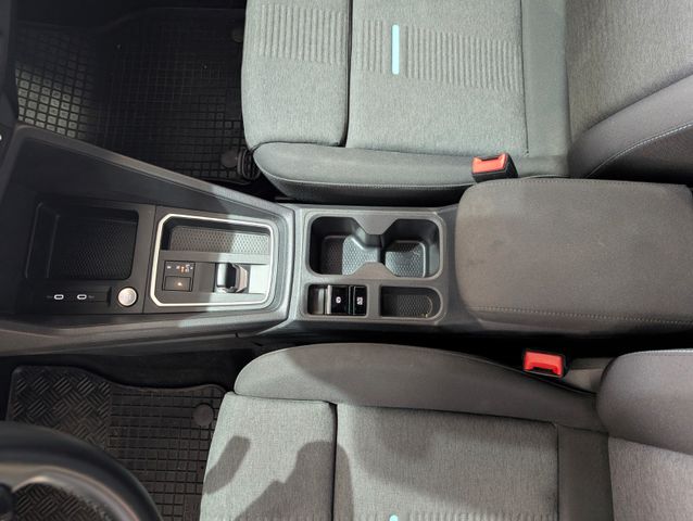 Ford Grand Tourneo Connect Active