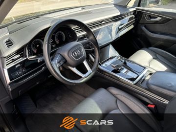 Audi Q7 - 7