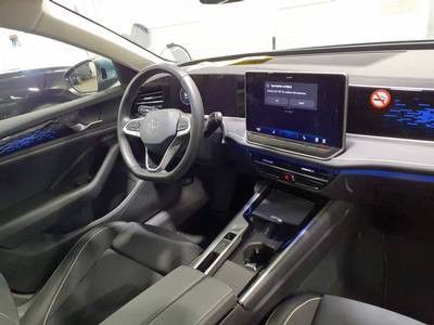 Passat Variant 2.0 TDI DSG ELEGANCE IQ.LIGHT+AHK