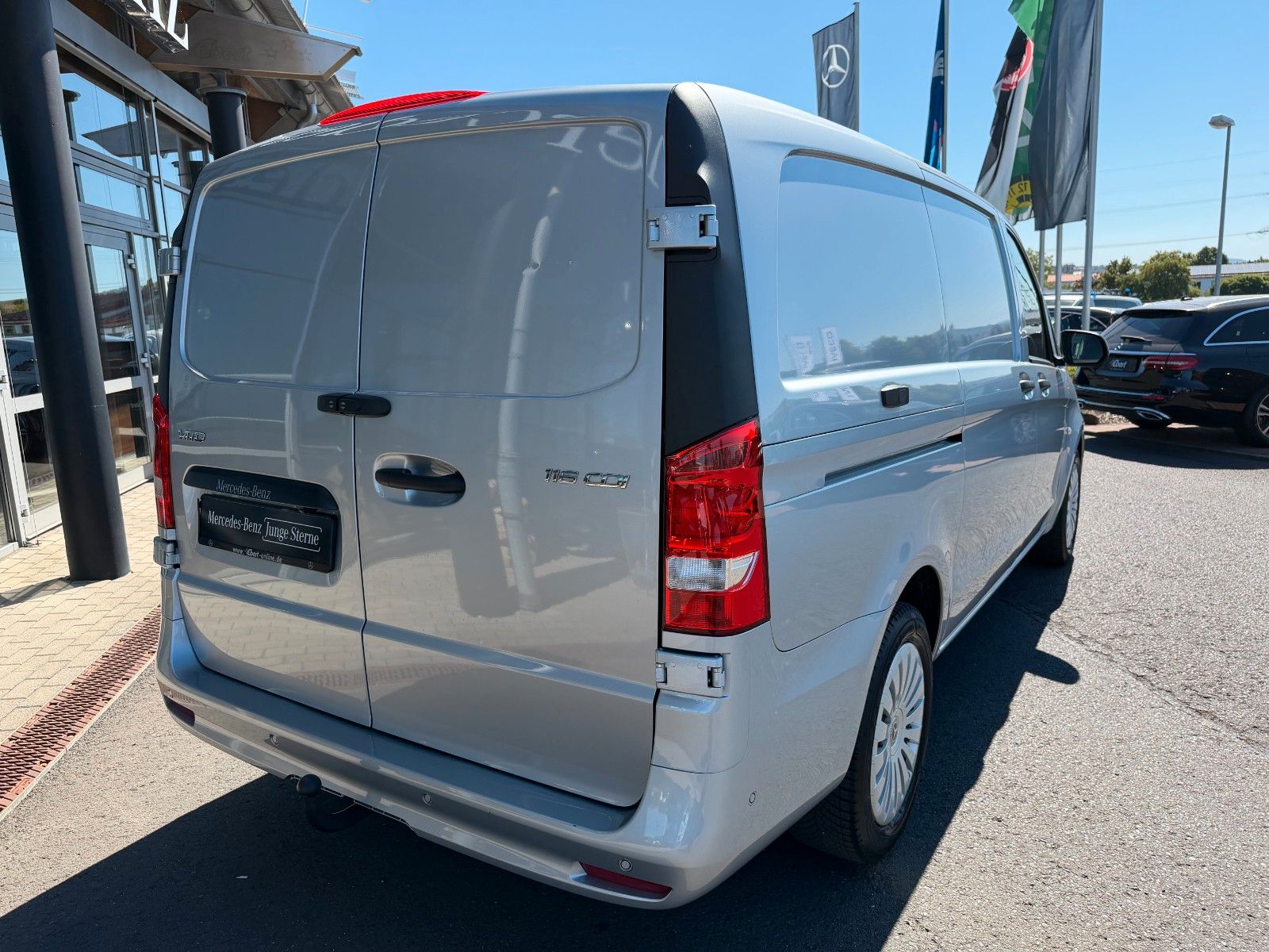Fahrzeugabbildung Mercedes-Benz Vito 116 CDI 9G Klima AHK2,5to