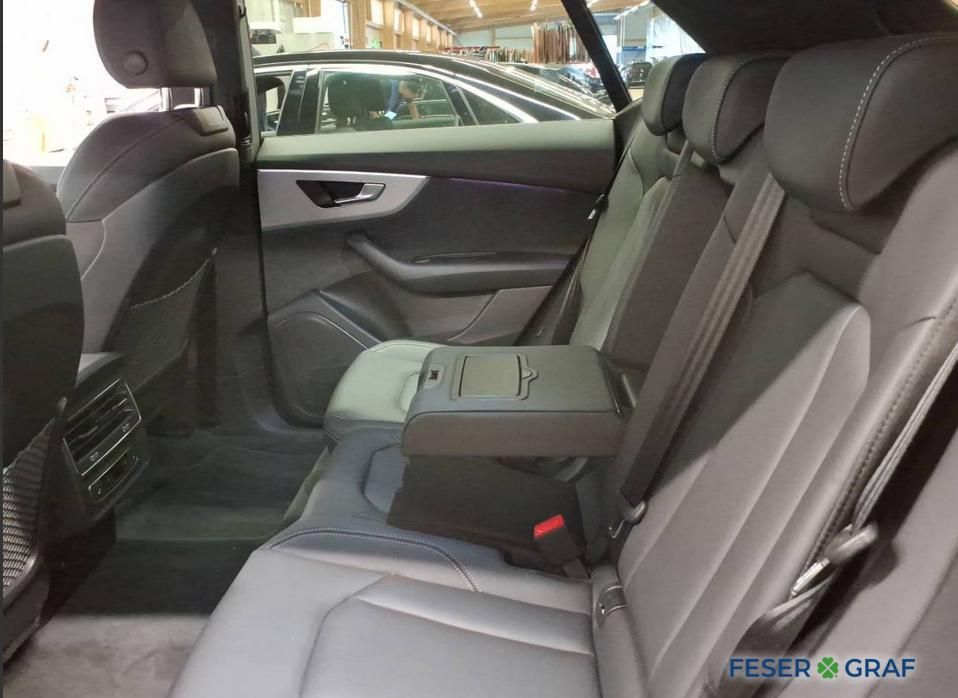 Audi Q8 TFSI e S line busin qu tiptr. HUD PANO foto 4