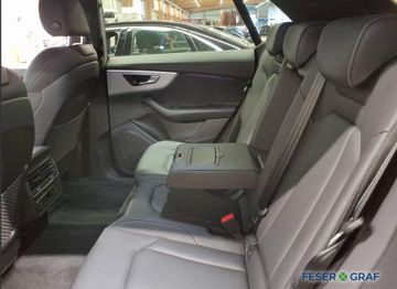 Audi Q8 - 4