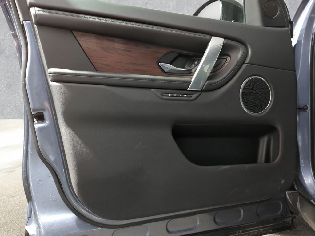 Land Rover Discovery Sport P300e S FAHRASSISTENZ-PAKET DAB 
