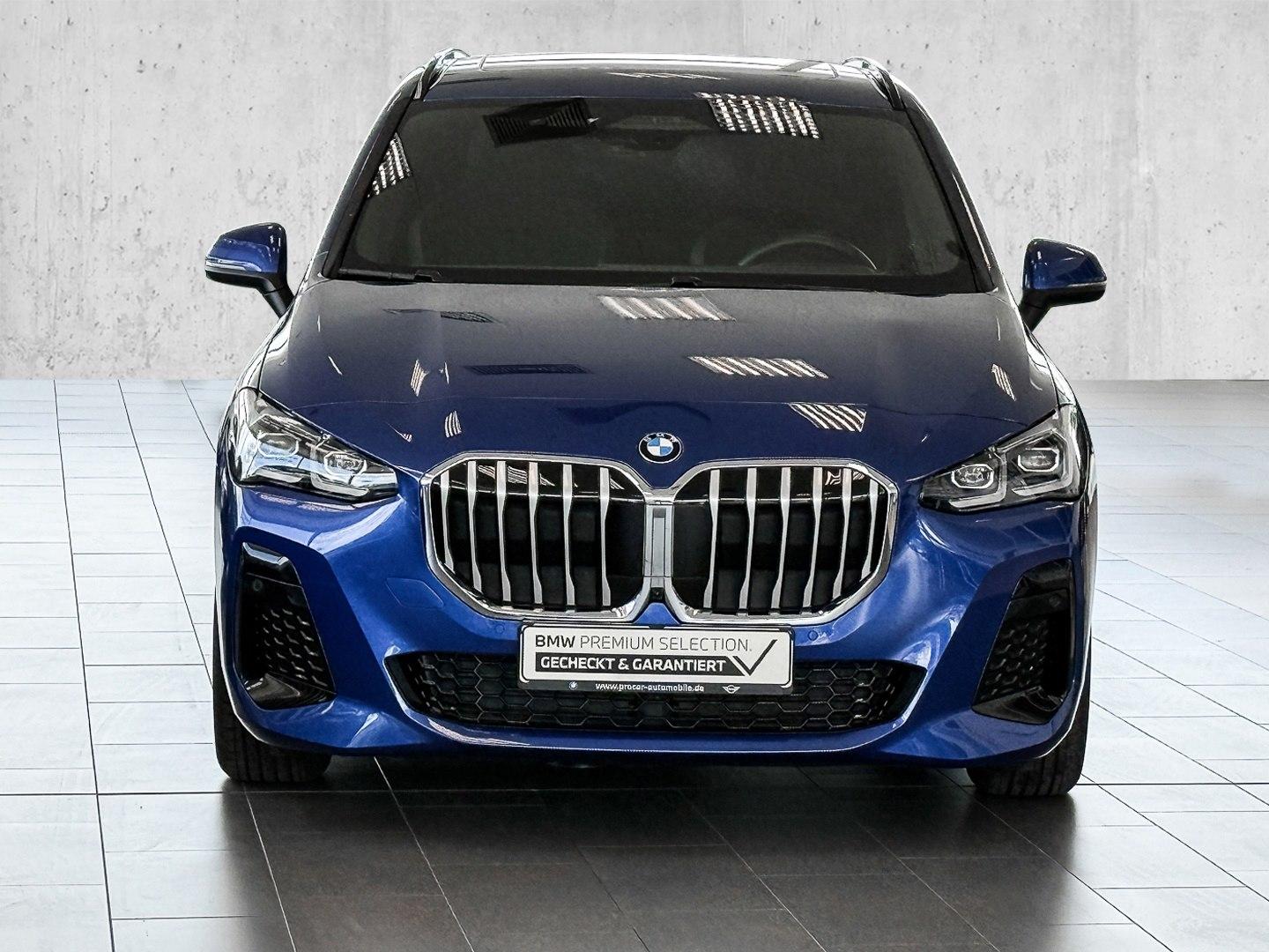 BMW 220i Active Tourer M Sport + DA PROF + PA+ + AHK