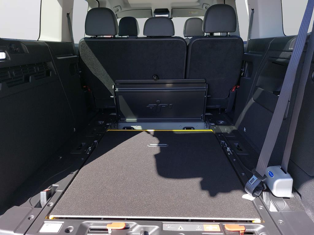 Volkswagen Caddy Maxi Style 1,5 TSI DSG Rollstuhlumbau