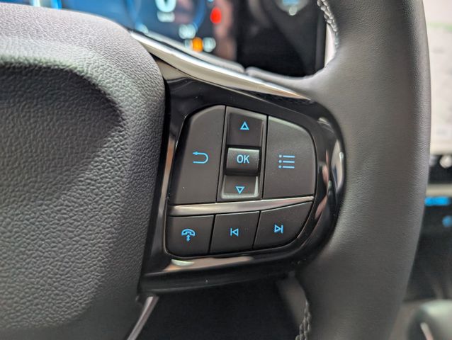 Ford Puma Titanium Automatik NEUES MODELL