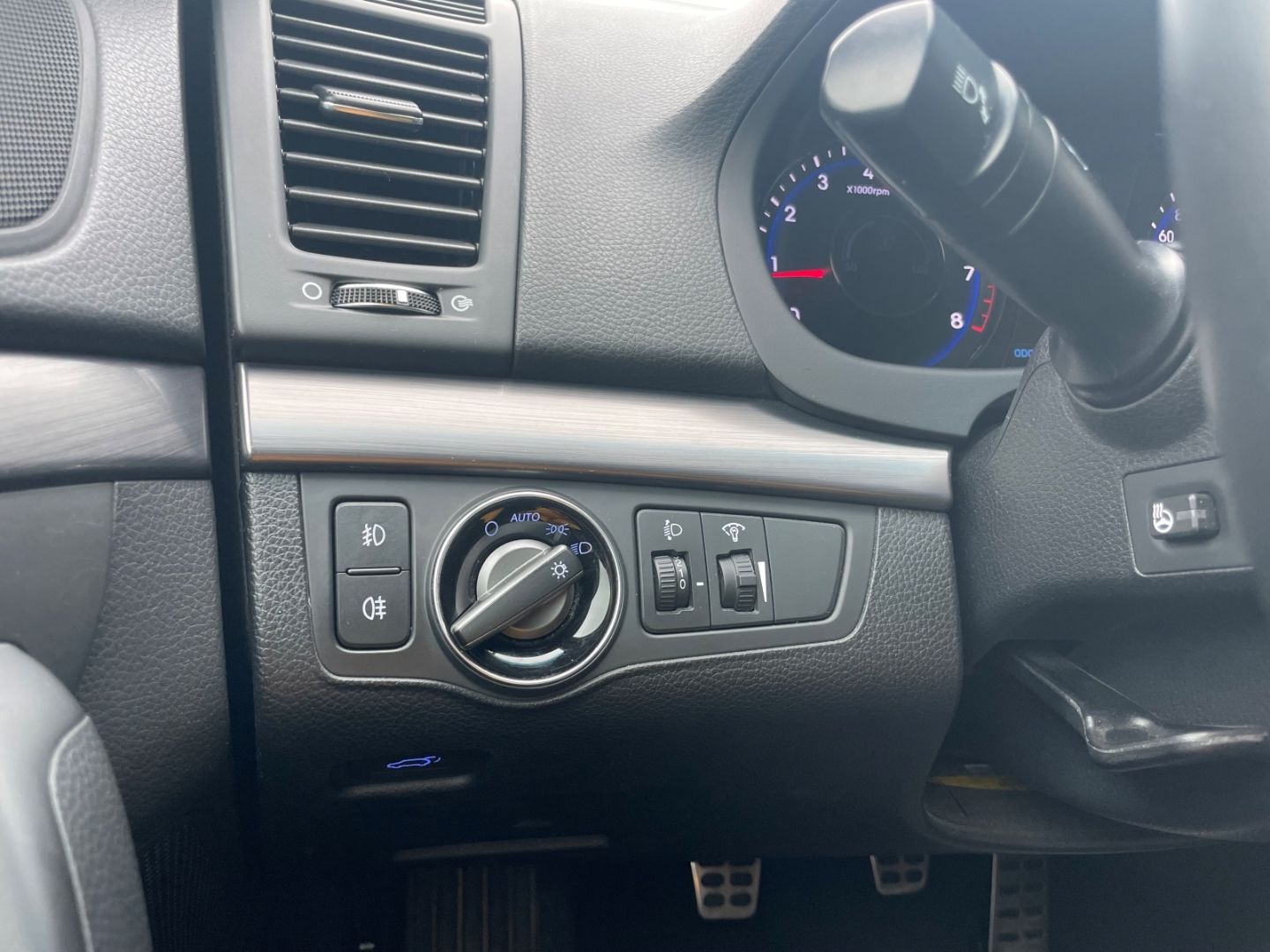 Fahrzeugabbildung Hyundai i40 cw Style Kamera Klima Tempomat Navi SHZ DAB