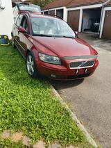 Volvo V50 T5 Momentum Momentum - Volvo V50 Momentum mit Benzin-Antrieb
