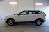Volvo XC60 2,4 D4 163ps AWD MOMENTUM AUT. - Volvo Gebrauchtwagen von 2012