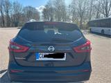 Nissan Qashqai 1.2 DIG-T Xtronic N-CONNECTA N-CONNECTA - Nissan Qashqai mit Benzin-Antrieb: Limousine, Automatik