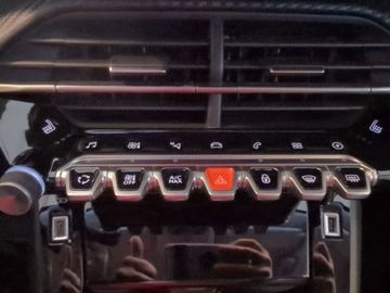 Peugeot 208 Elektromotor 136 Allure Pack