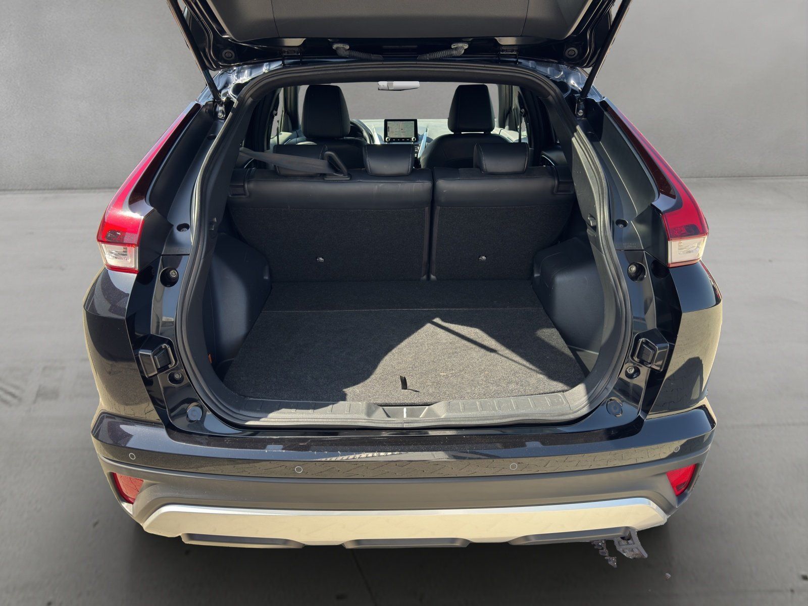 Fahrzeugabbildung Mitsubishi Eclipse Cross 2.4 Plus Hybrid Aut./LED/KAMERA/