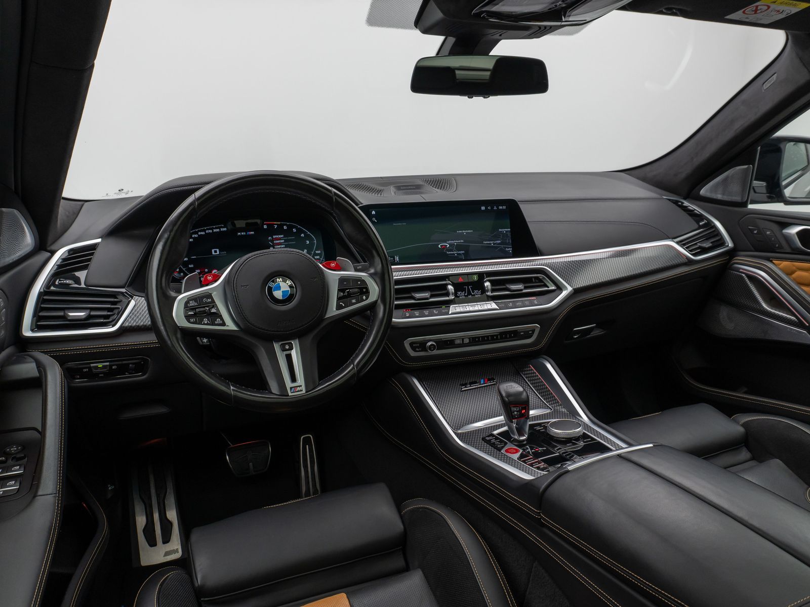 Fahrzeugabbildung BMW X6 M Panorama 360°Laser B&W Massage SoftCl AHK