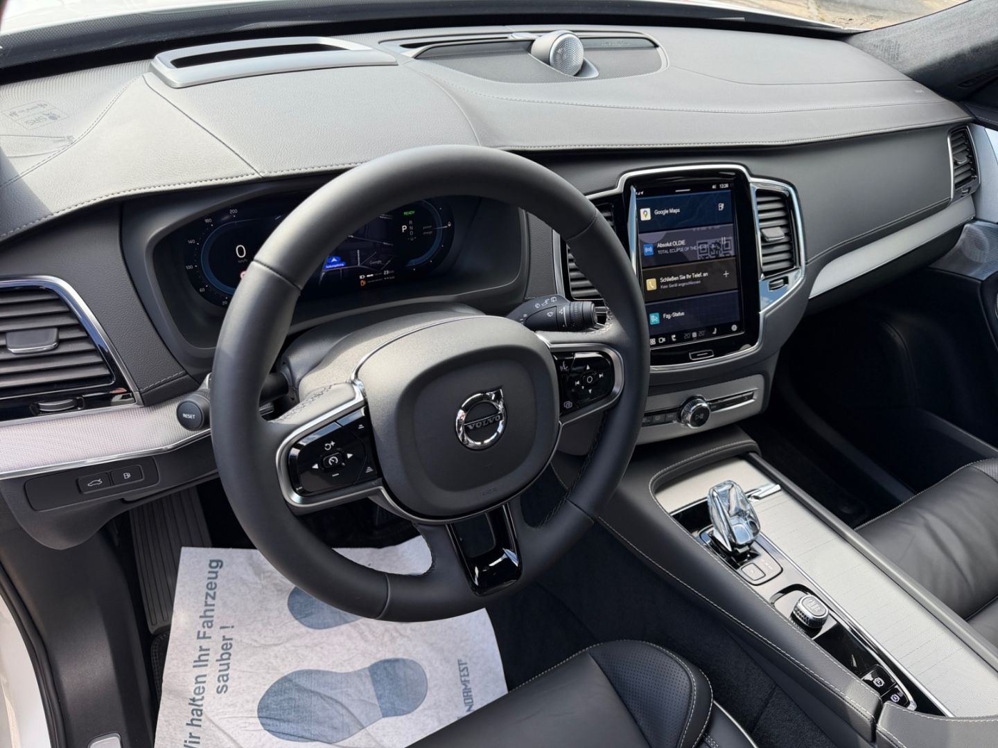 Volvo XC90 Ultra Dark Recharge Plug-In Hybrid AWD 7-Si foto 10