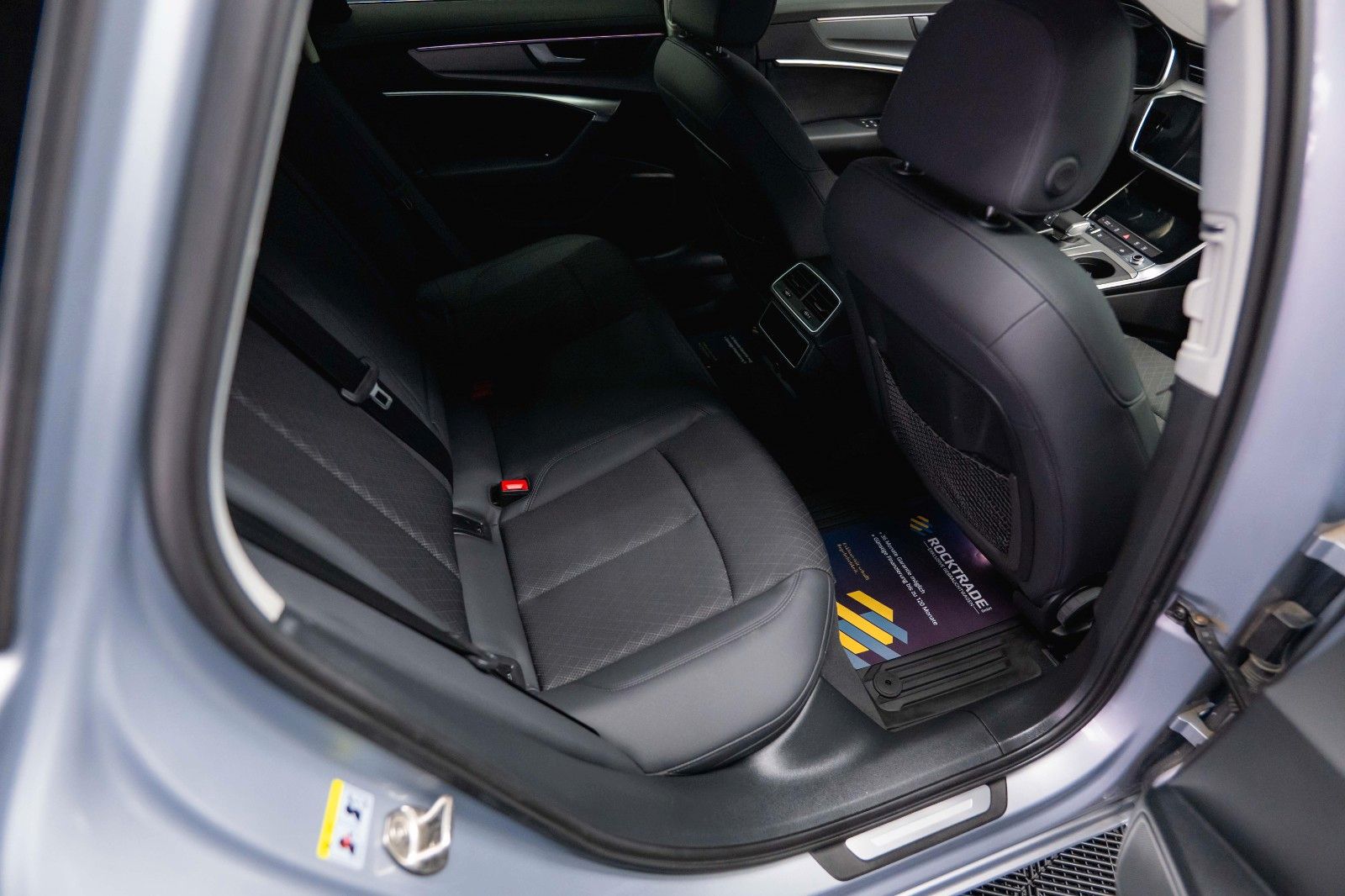 Fahrzeugabbildung Audi A6 Avant 50 TFSIe quattro SportDesign*Matrix*ACC