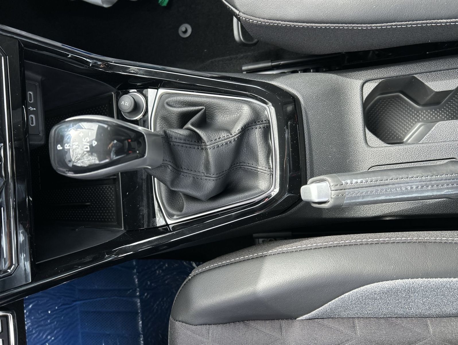 Volkswagen T-Cross - Bild 13