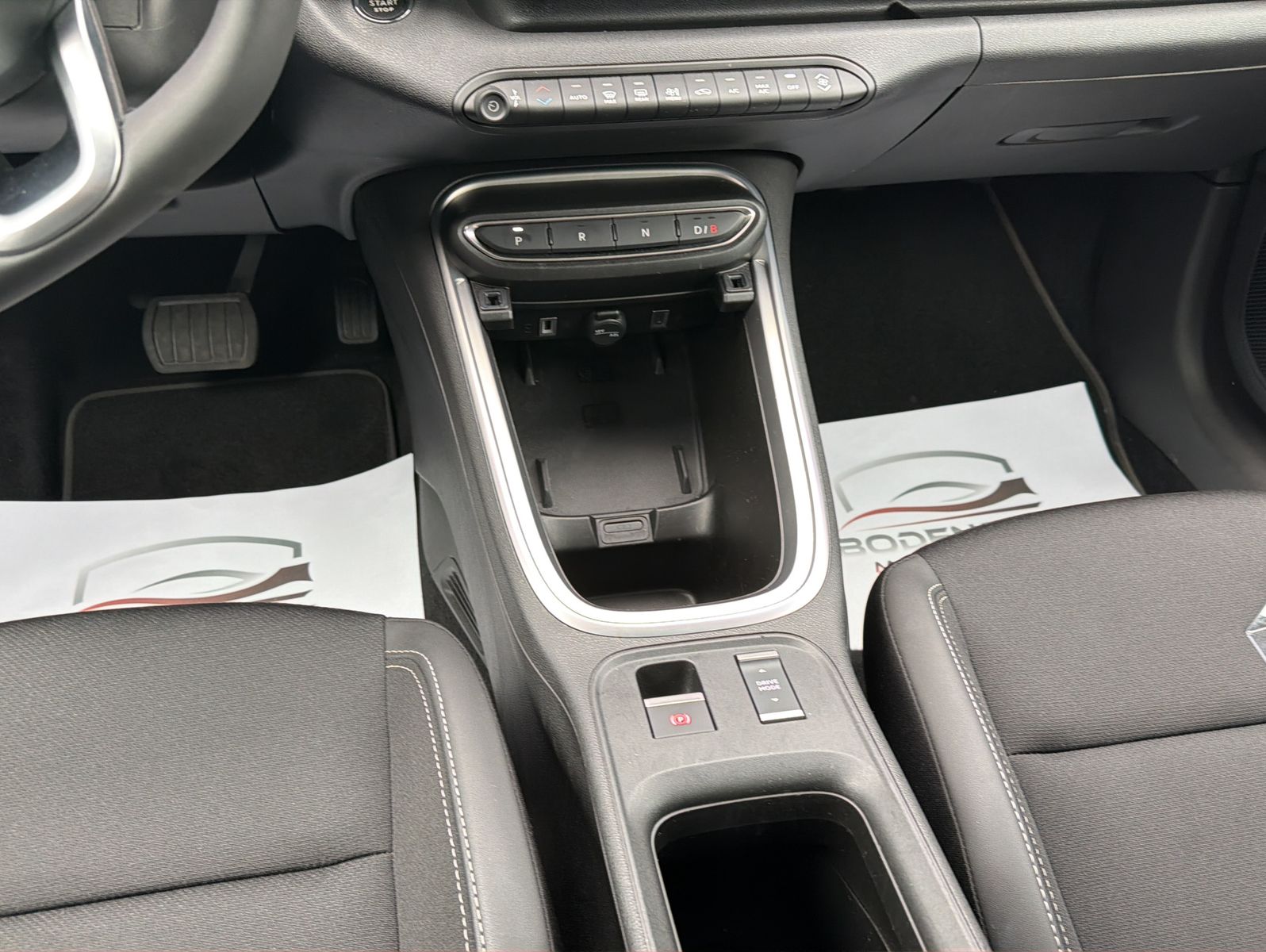 Fahrzeugabbildung Jeep Avenger Summit, ab 280,- € i. M.