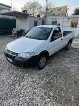Fiat Strada 1.3 MJT Pick-up - Fiat Strada: Limousine