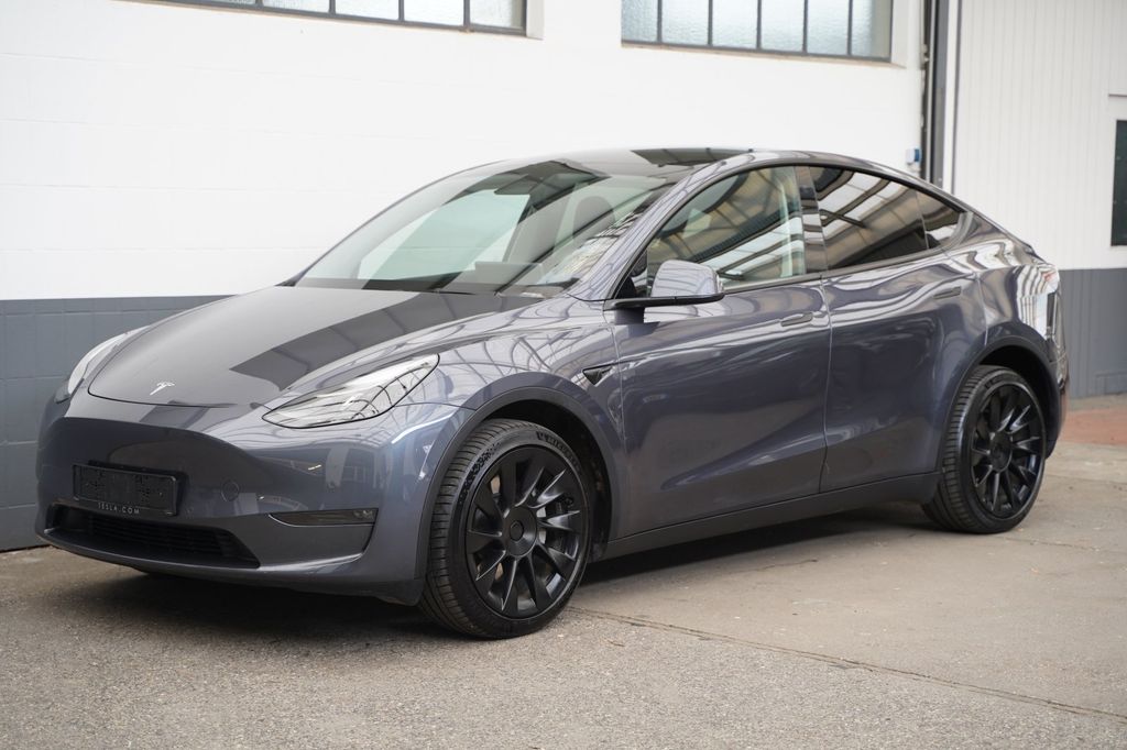 Image of Tesla Model Y