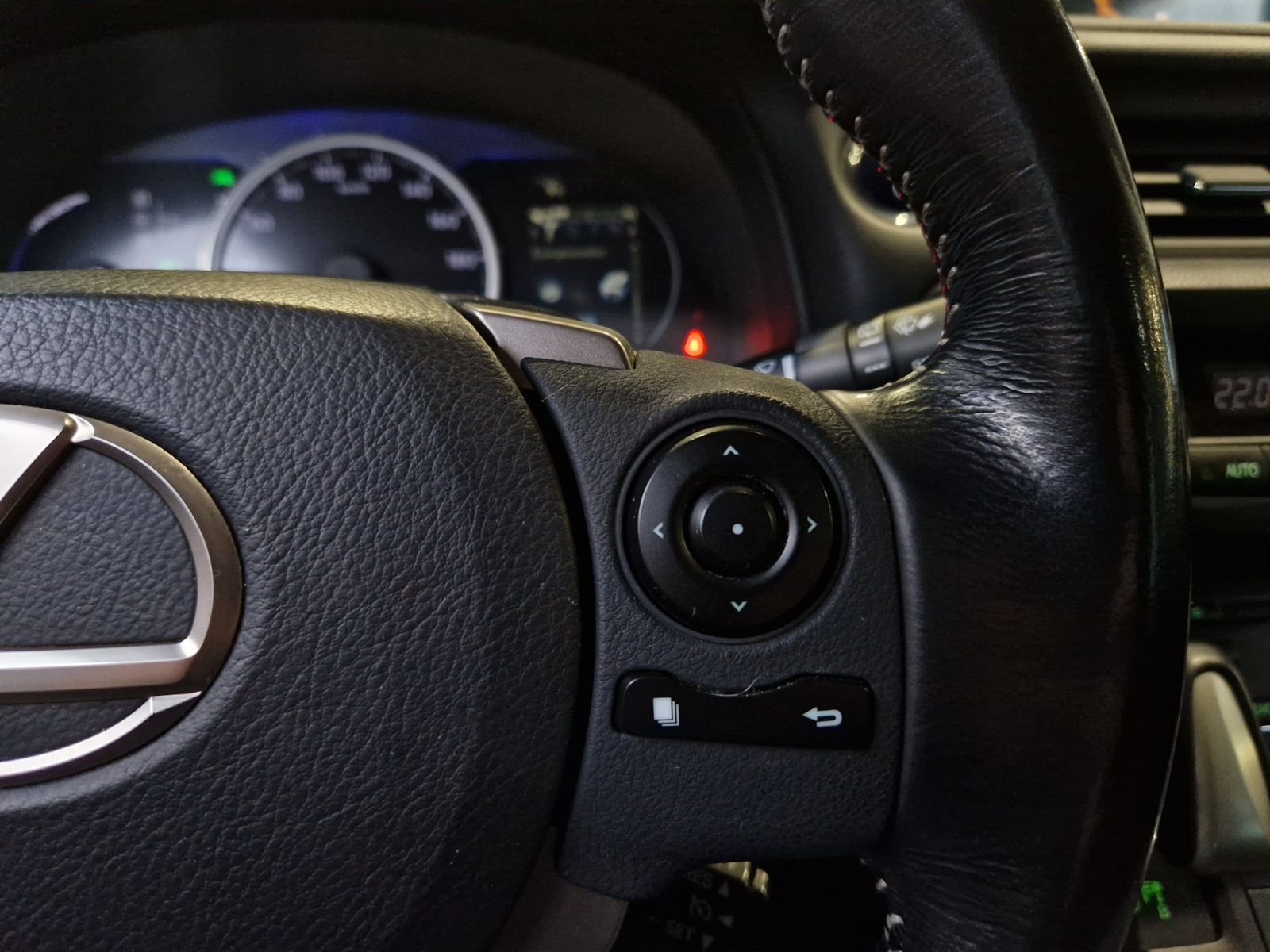 Fahrzeugabbildung Lexus CT200h Executive RFK LED NAVI ALU