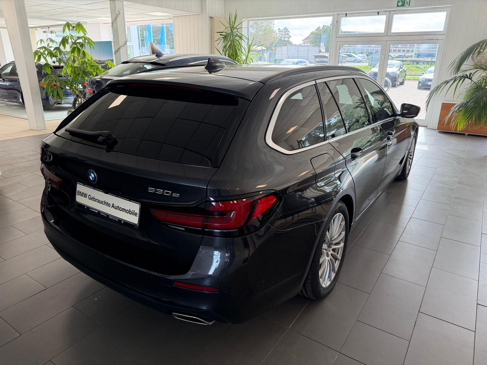 BMW 530e iPerformance Navi LED BT Driving Assistant