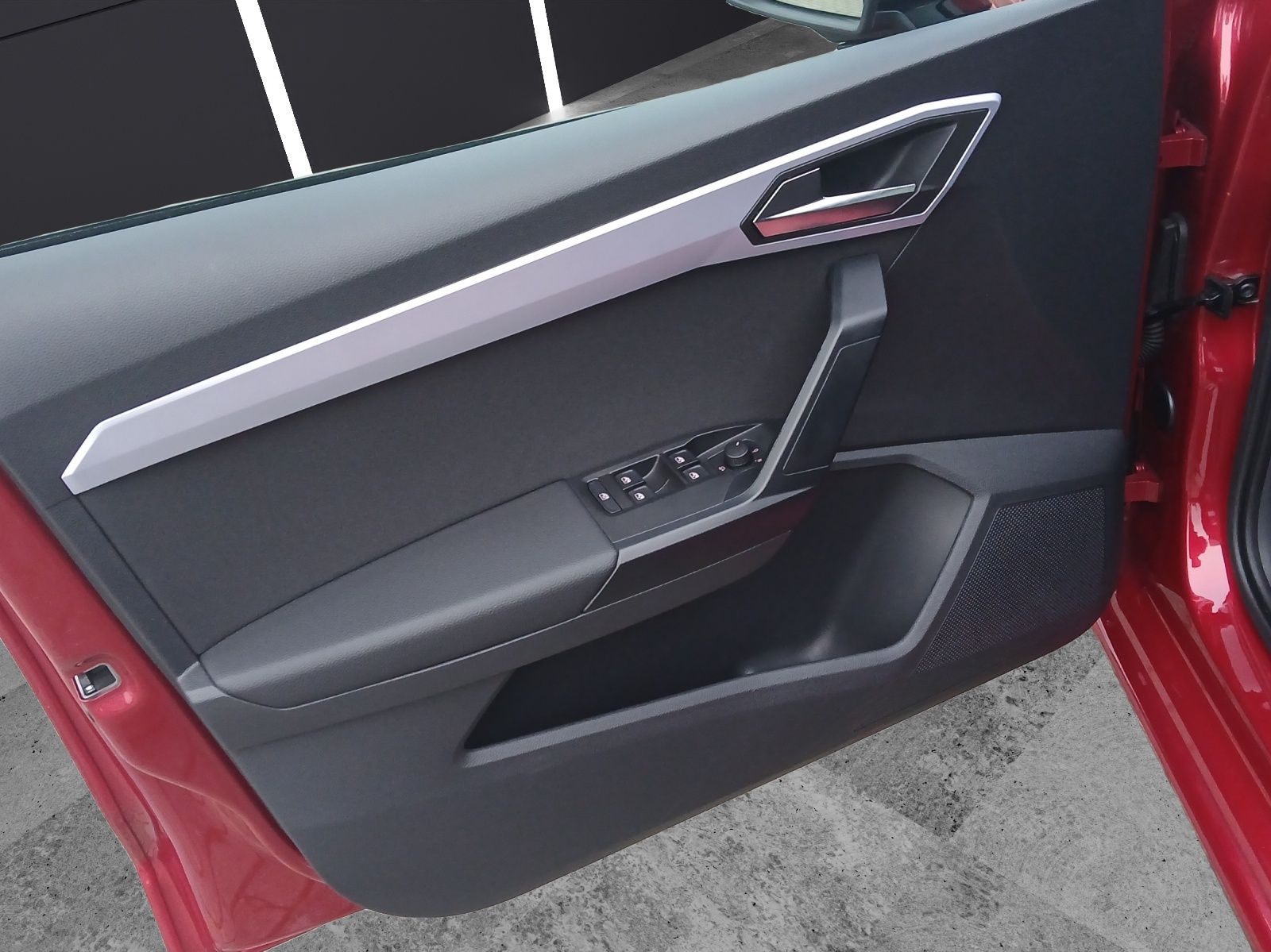 Fahrzeugabbildung SEAT Ibiza TSI FR DSG LED Pano 18''