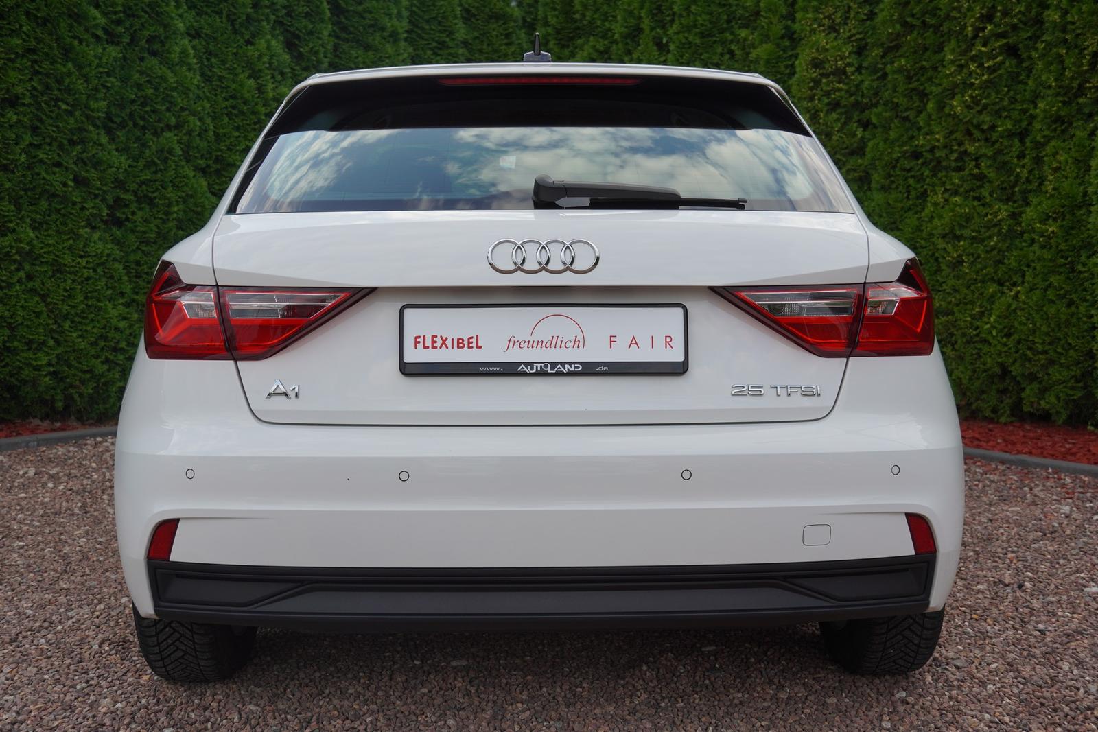 Audi A1 Sportback 25 1.0 TFSI App-Connect Spurhalte, миниатюра 6