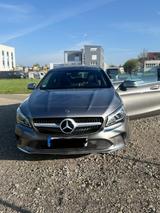 Mercedes-Benz Mercedes CLA 180 - Mercedes-Benz CLA 180 in Stuttgart