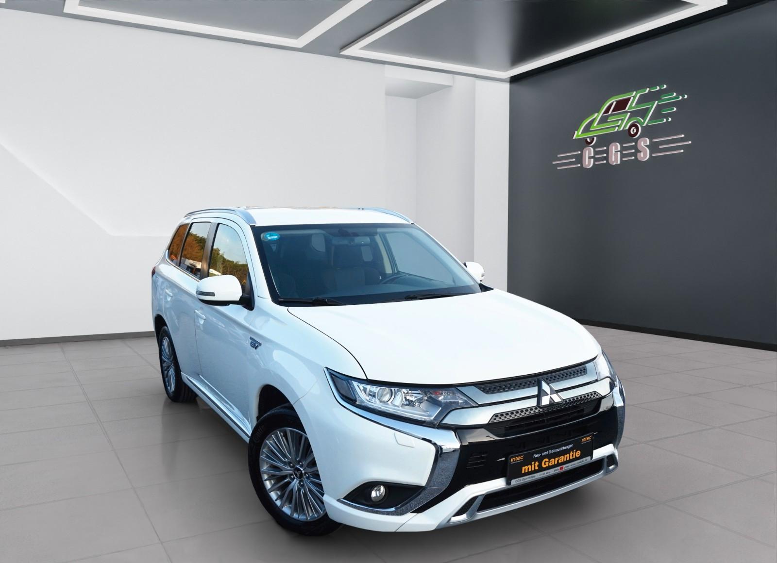 Mitsubishi Outlander PHEV 4WD*Kam~Apple C~KeyGo~AHK