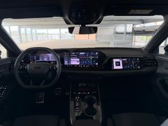 AUDI A6 Avant 3.0 TDI 220 kW edition one  VOLL/20% NL