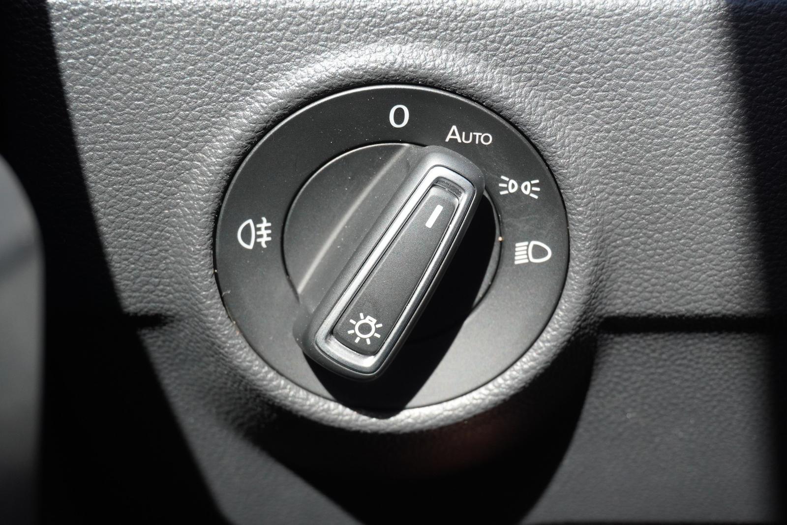 Volkswagen T-Roc 1.0 TSI Active LED Navi ACC AHK PDC DAB, миниатюра 19
