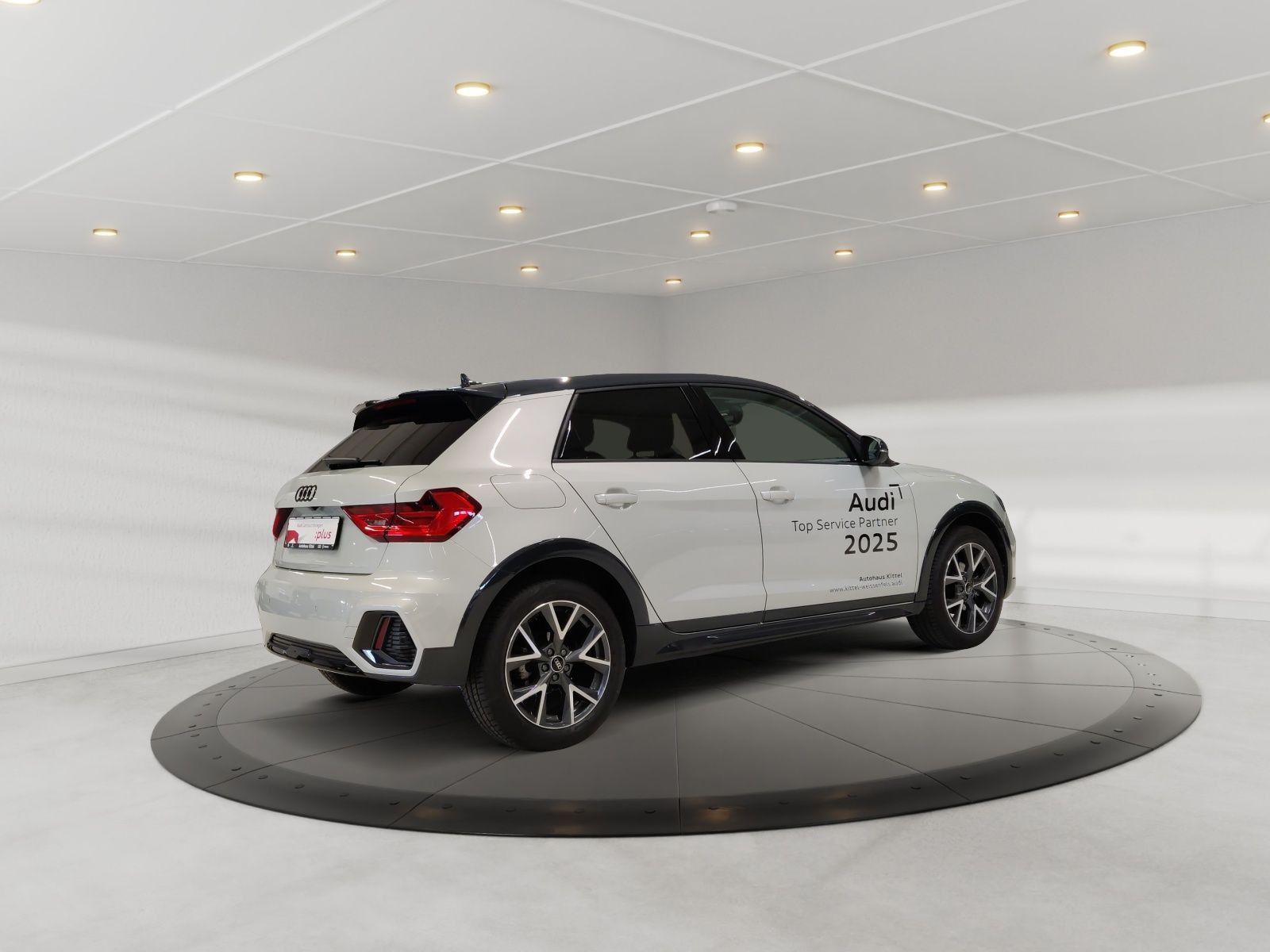 A1 allstreet 35 TFSI S tronic,Kamera,LED,Optik s