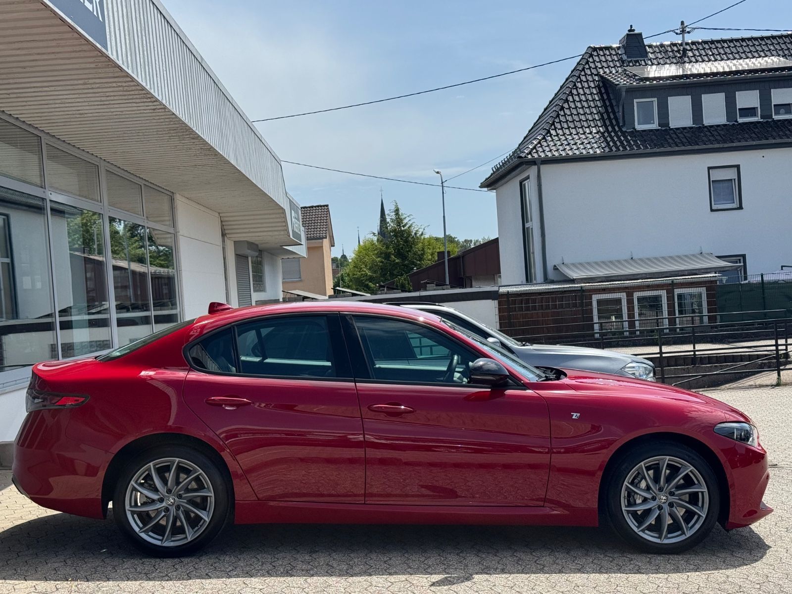 Fahrzeugabbildung Alfa Romeo Giulia Ti Q4/MEMORY/ACC/NAVI/KAMERA/LEDER/