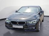 BMW 320i Sport Line Sport Aut. Navi Business AHK PDC - BMW 320 mit Benzin-Antrieb: Limousine, 320i