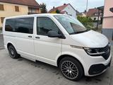Volkswagen T6 Multivan - Behindertengerechte Volkswagen T6 Multivan