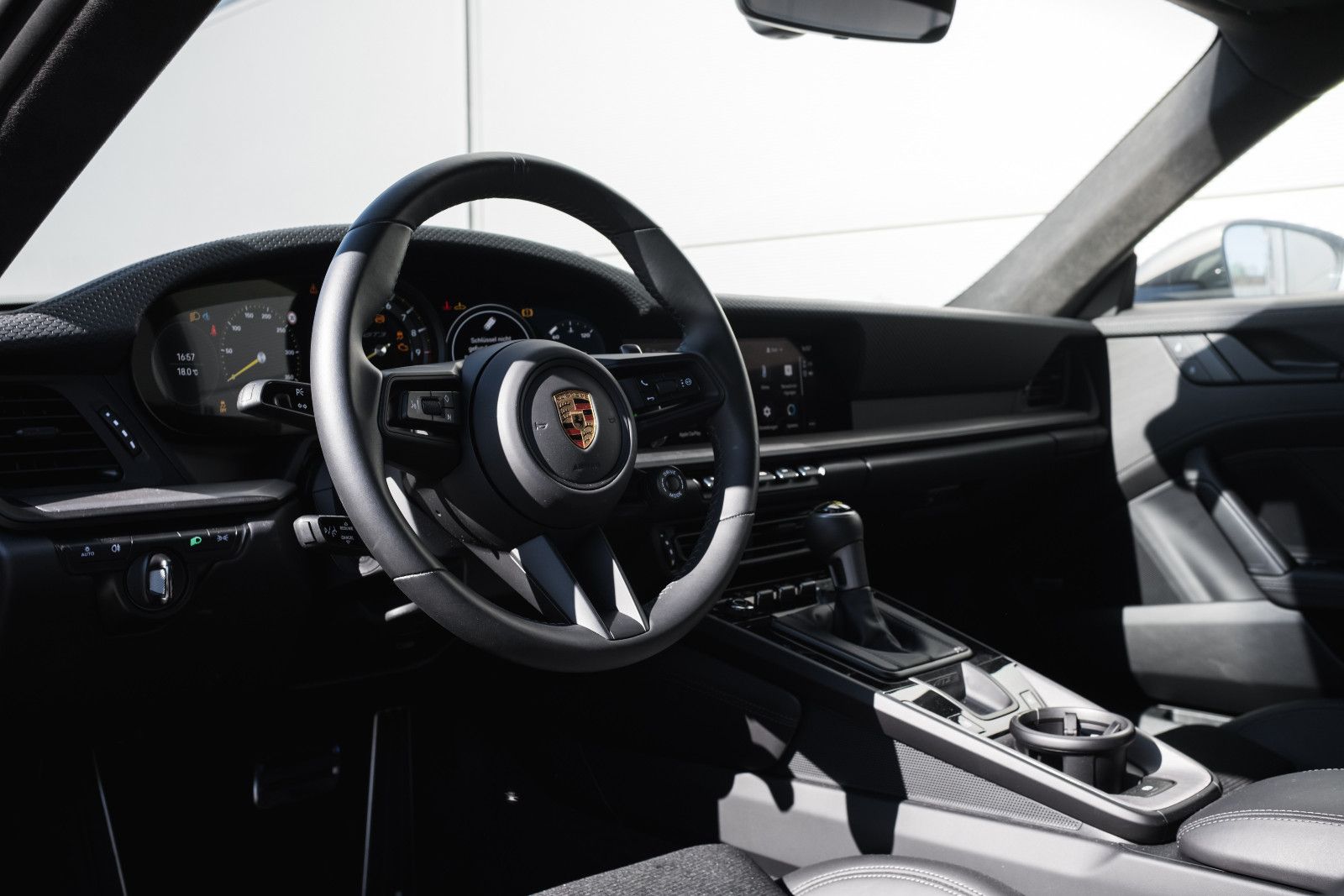 Fahrzeugabbildung Porsche 911/992.1 GT3 Touring-LED-18WegeSitz-Lift-Kamera