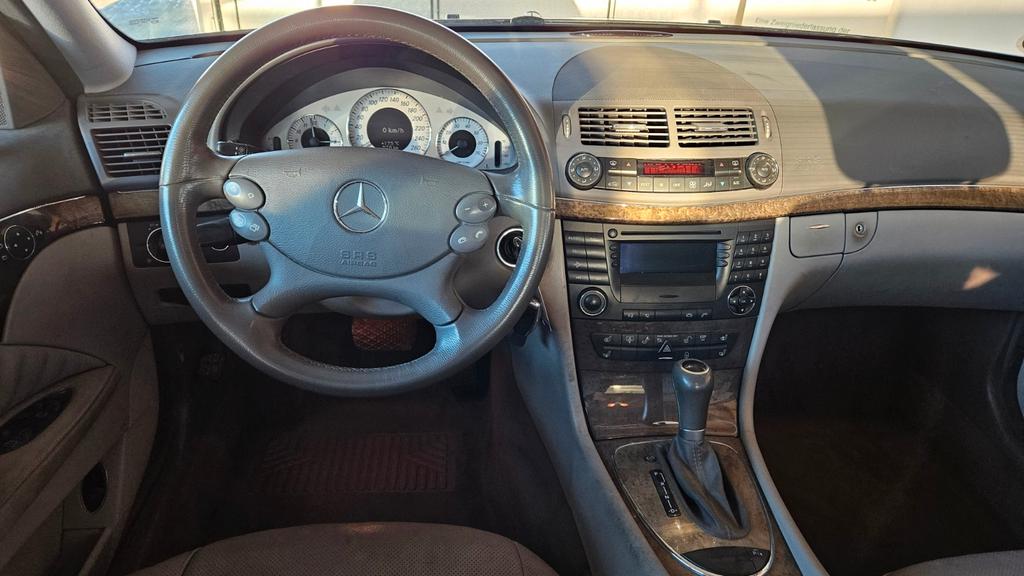 Mercedes-Benz E 280
