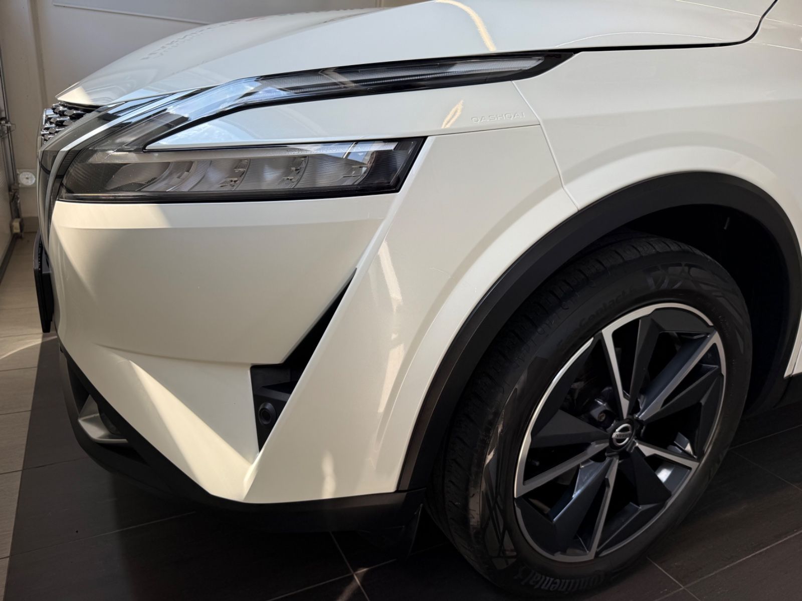 Fahrzeugabbildung Nissan Qashqai Tekna MHEV; Autom.,HUD,Teilleder,AHK
