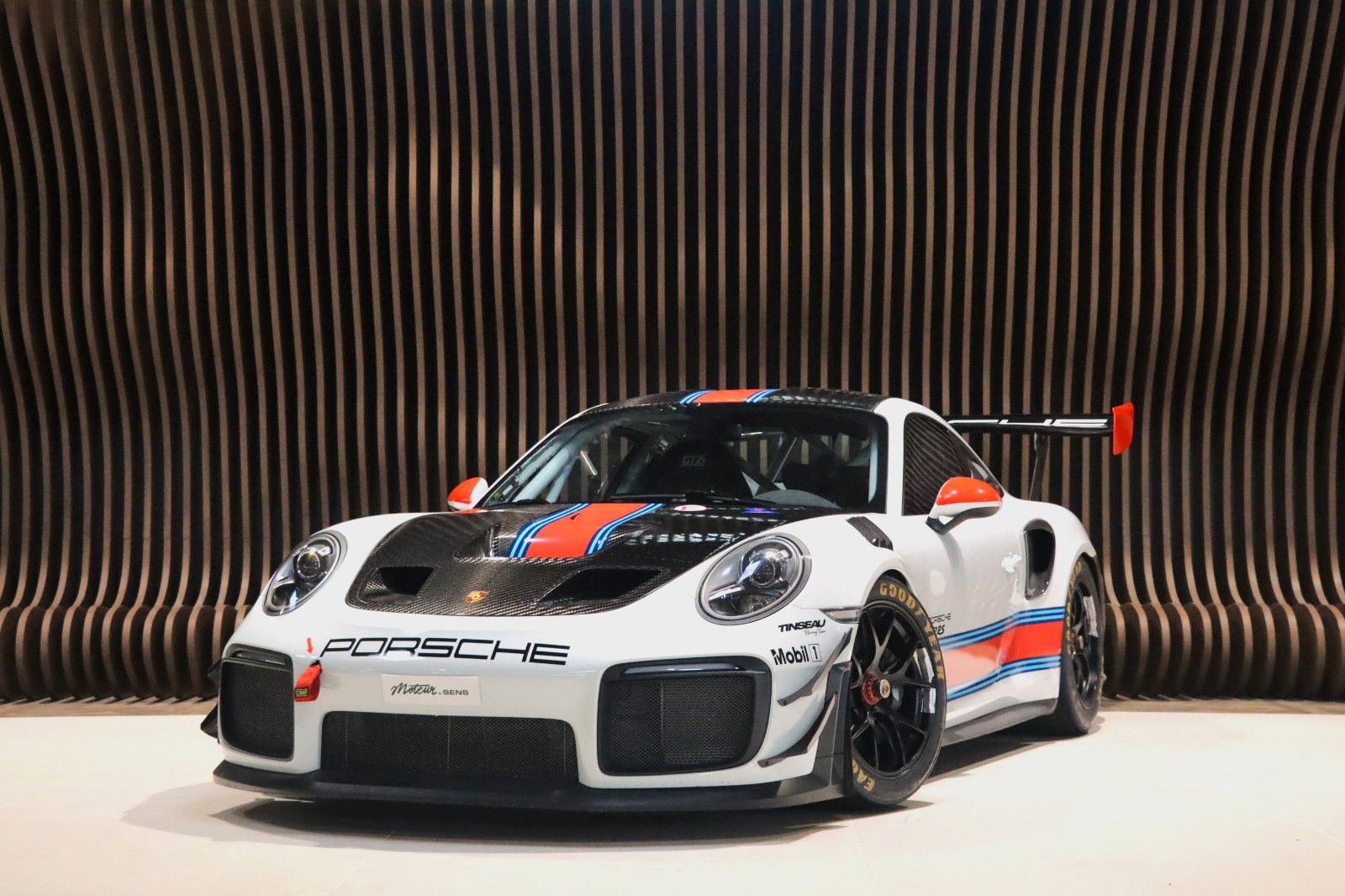 PORSCHE 991 GT2 RS Clubsport - Manthey - Low Mileage