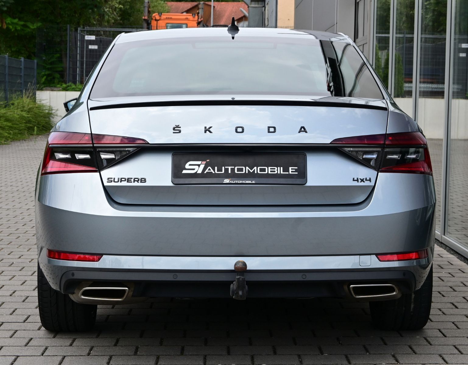 Fahrzeugabbildung SKODA Superb 2.0 TSI 4x4 SPORTLINE °ACC°AHK°STHZG°360°