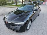 Alfa Romeo Giulia Super SERVICEGEPFLEGT - Alfa Romeo Giulia Super mit Benzin-Antrieb