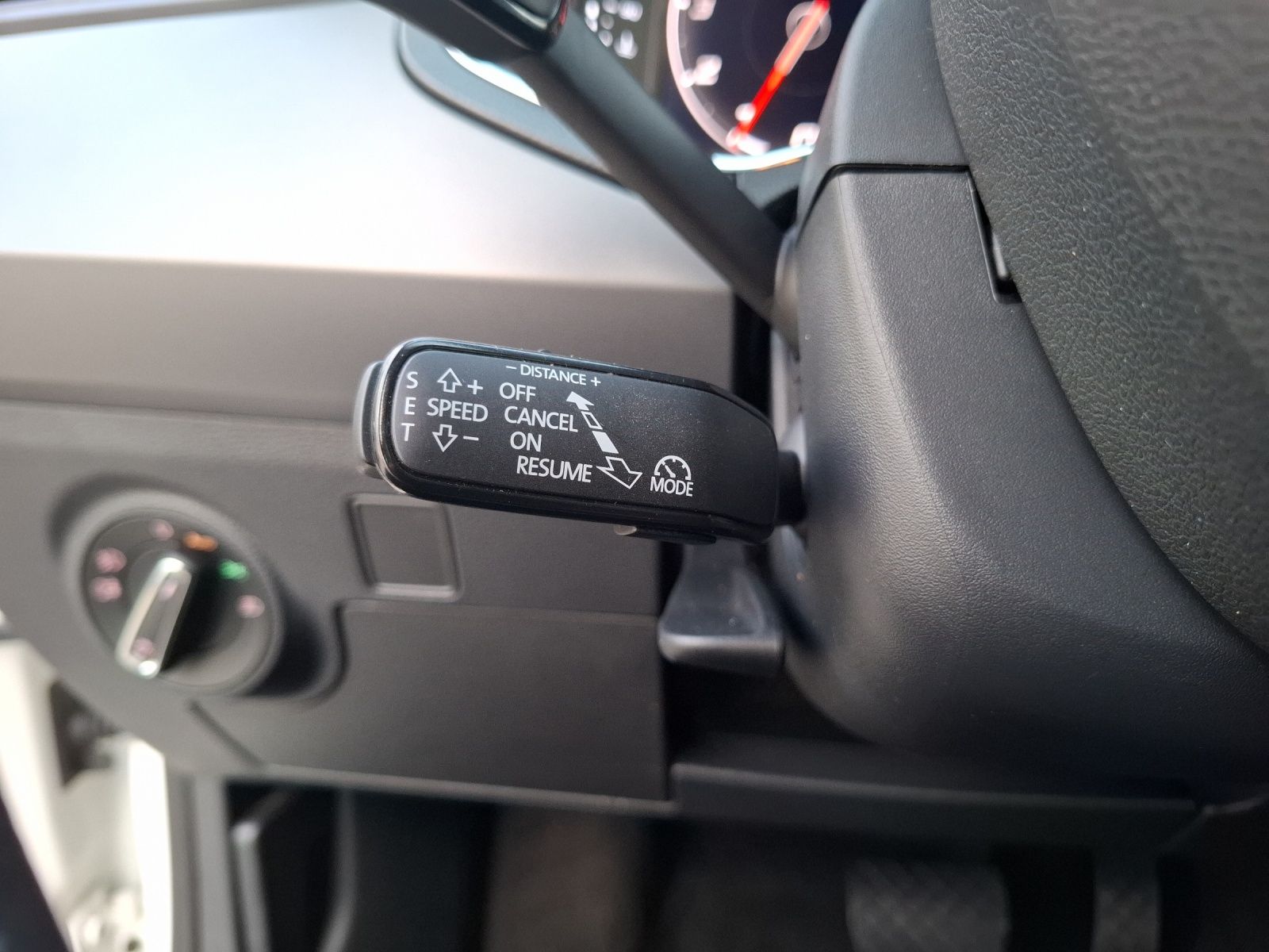 Fahrzeugabbildung SEAT Ibiza TSI Style Beats DSG LED AID ACC RFK SH APP