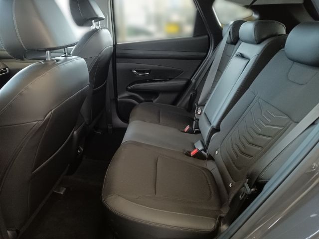 Fahrzeugabbildung Hyundai Tucson FL PHEV (MY25) 1.6 T-GDi (252 PS) 6-AT 4W