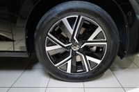 Volkswagen Touran 1.5TSI DSG Highline AHK Pano Rkam Keyless