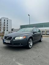 Volvo V70 D5 Summum Automatik Xenon - gebrauchte Volvo V70 aus dem Jahr 2007